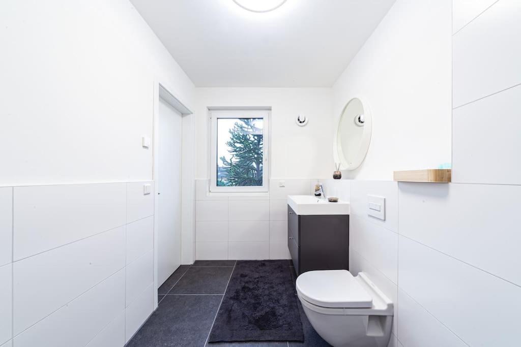 A&V Apartments Wunderschoene Penthouse Wohnung Moers Zewnętrze zdjęcie